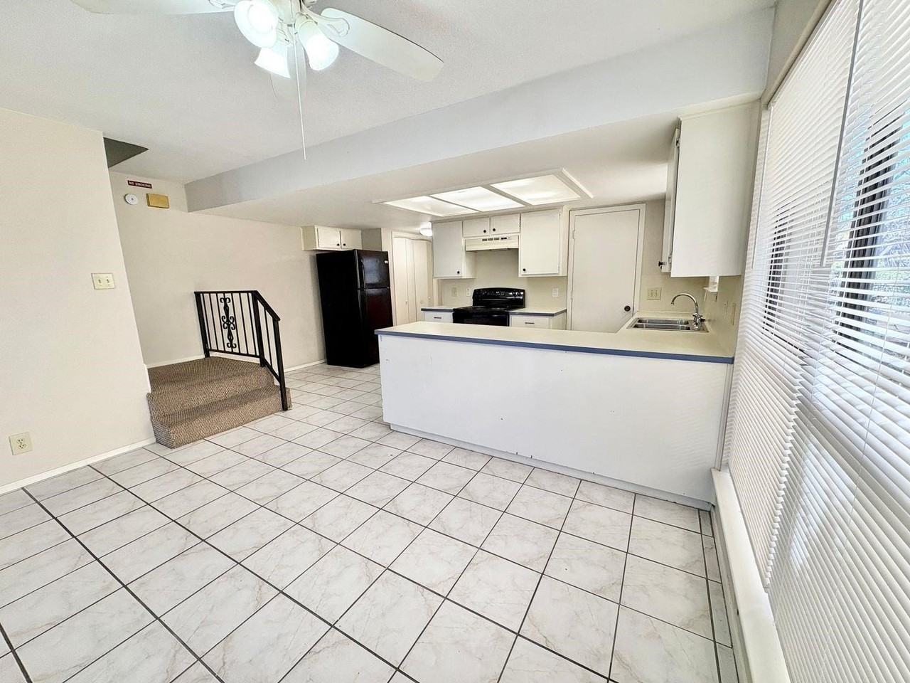 601 Free Rein Unit 2 - Photo 7 of 30