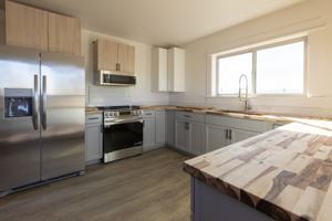 featured image of 546 546 Alaska Frontage Road - Shop and