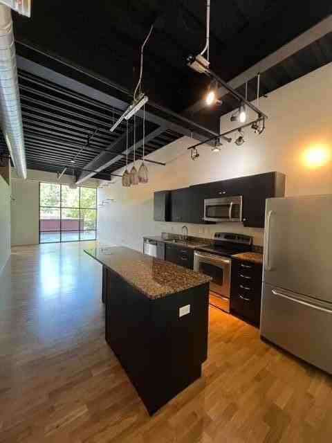 350 E Short St Unit 211 - Photo 2 of 9