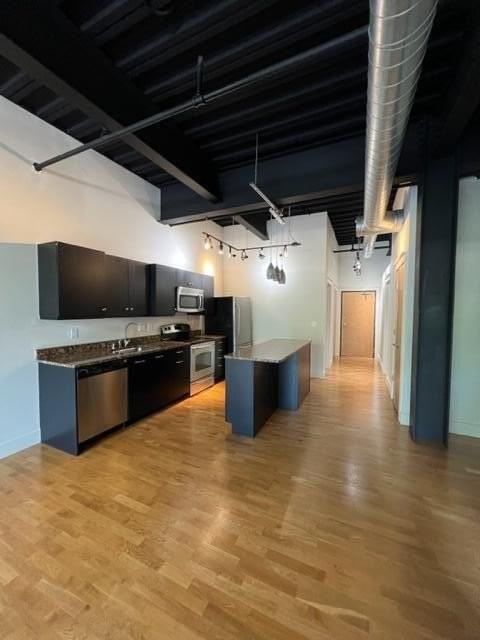 350 E Short St Unit 211 - Photo 4 of 9