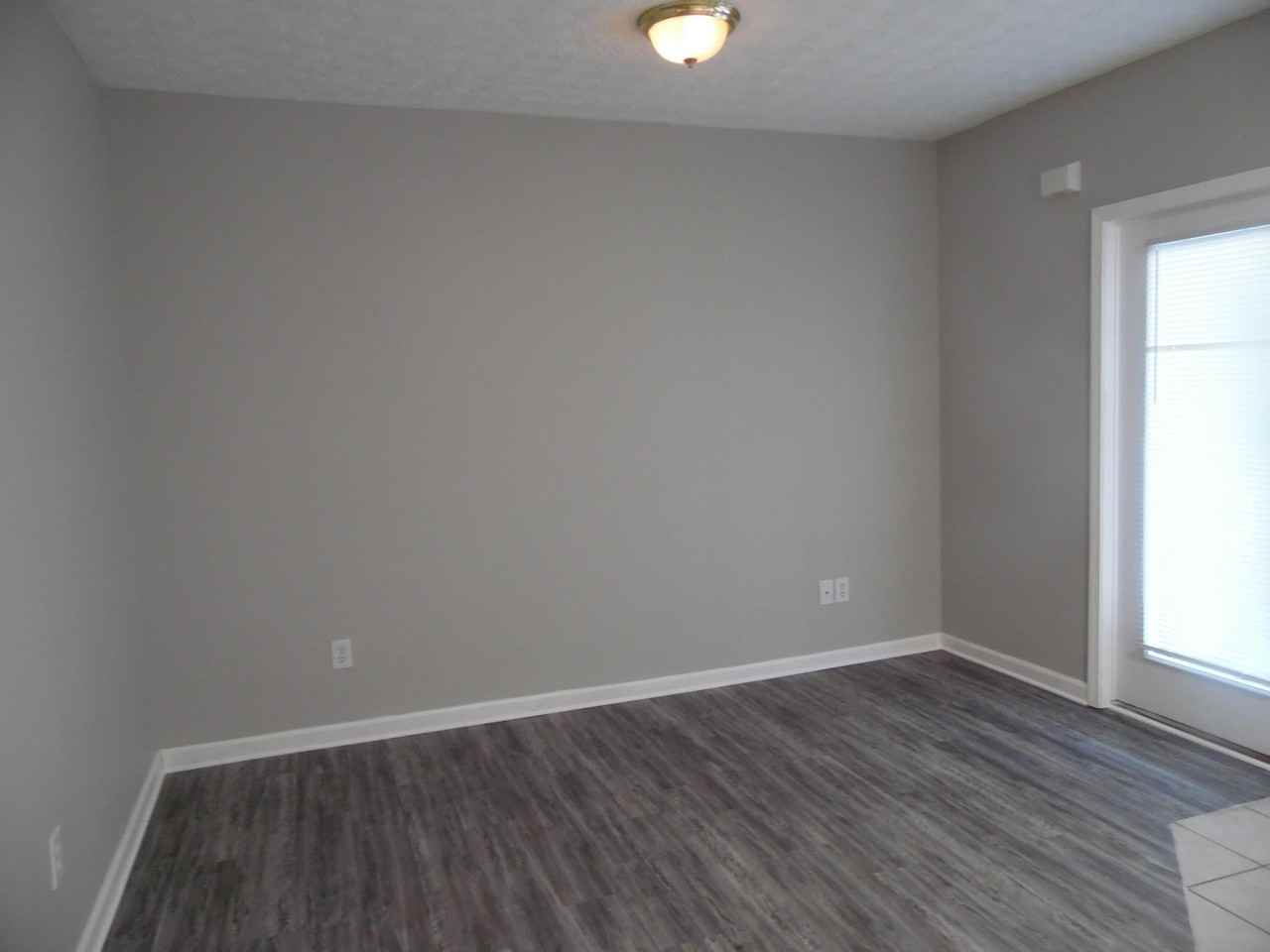 2781 Jacquelyn Ln Apt 212 - Photo 3 of 6