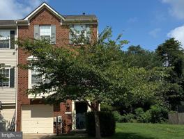 featured image of 7216 Mockingbird Cir