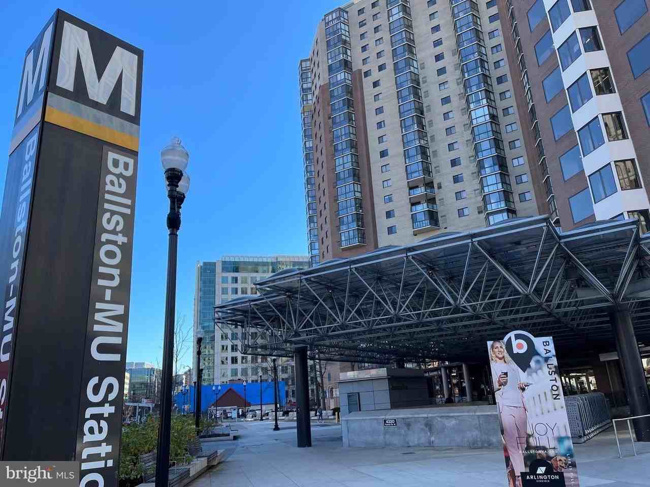 1526 N Utah St - Photo 2 of 50