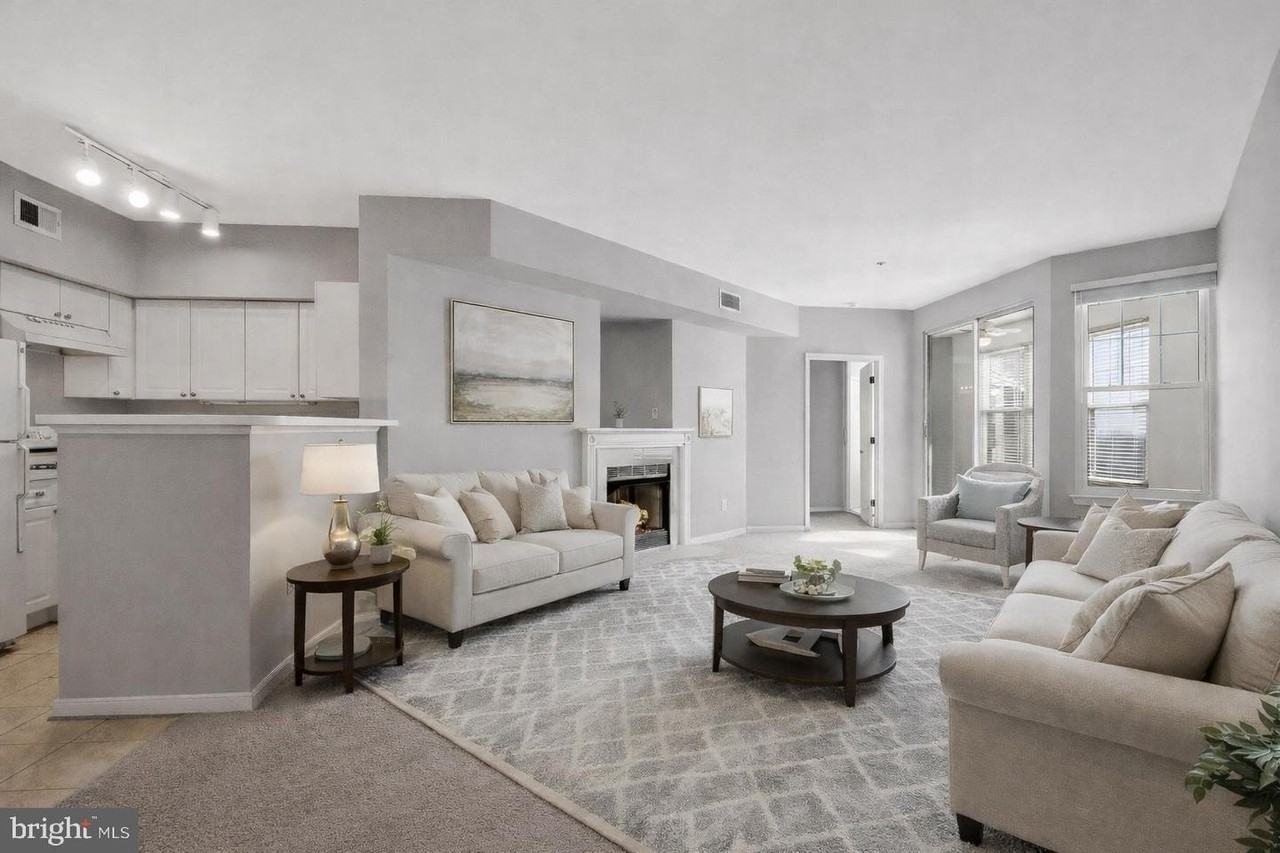 1625 International Dr - Photo 3 of 38