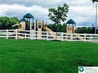 8517 Gateway Rd - Photo 5 of 50