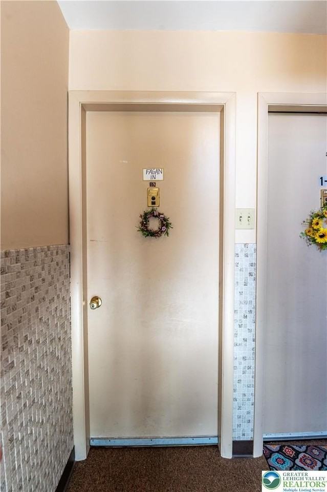 90 Gum St Apt 1n - Photo 4 of 22