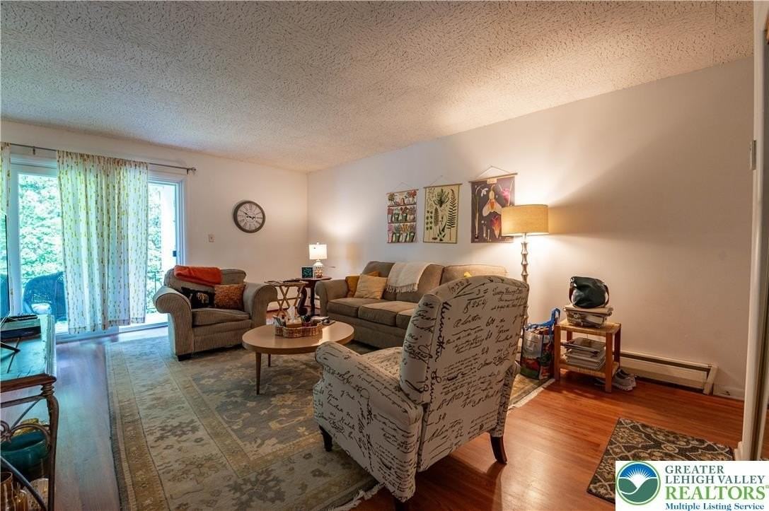 90 Gum St Apt 1n - Photo 6 of 22