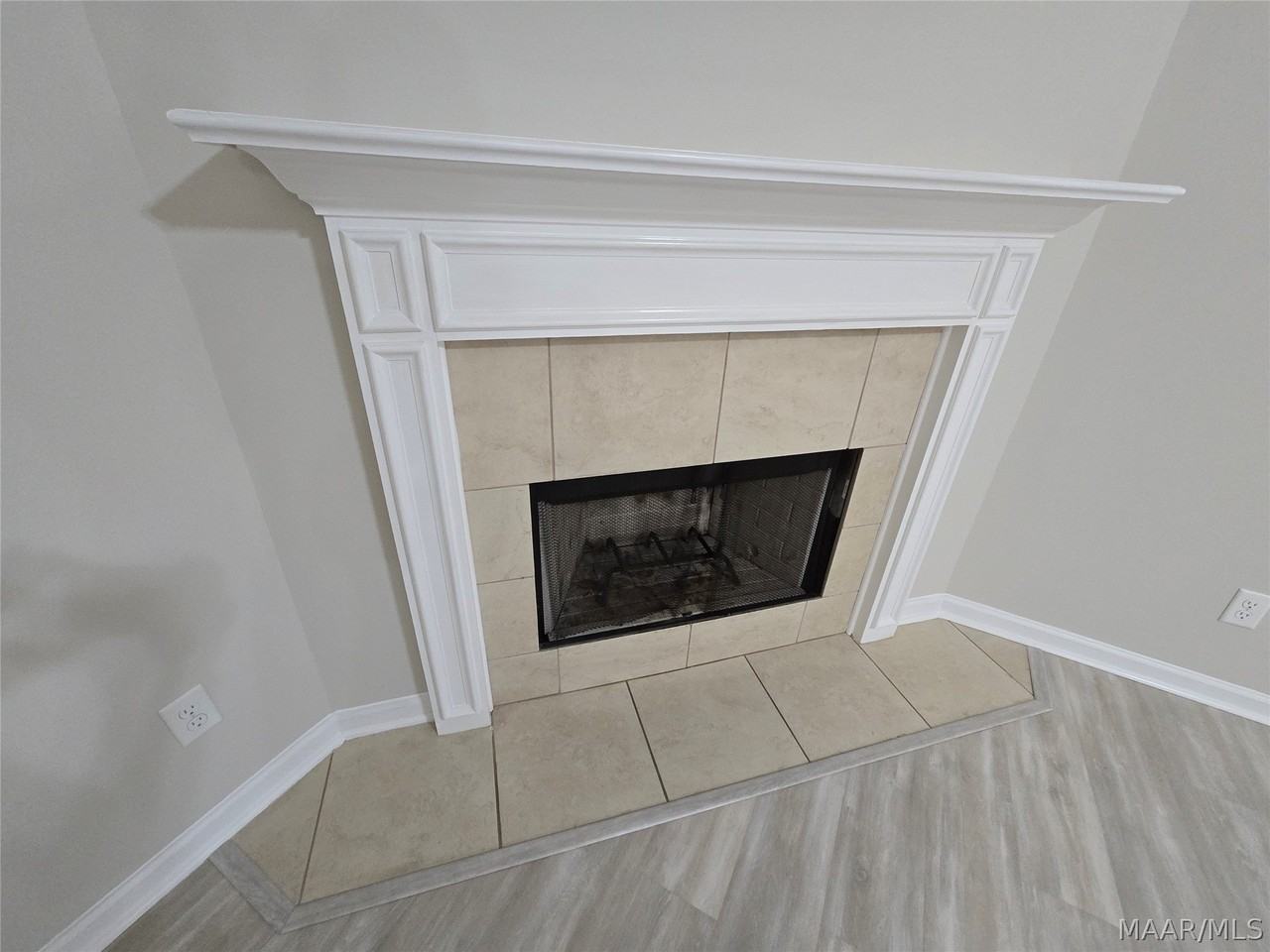 8812 Andress Ct - Photo 7 of 31