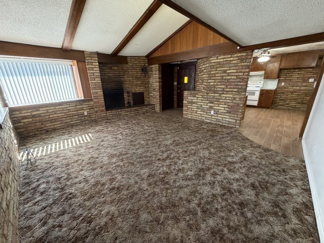 1044 Paradise Dr #1 - Photo 3 of 17