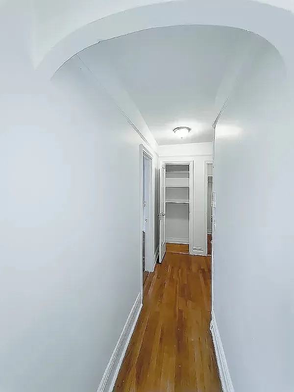 400 E 75th St #16 - Photo 3 of 8