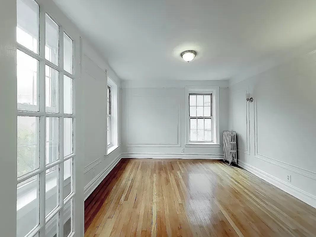 400 E 75th St #16 - Photo 7 of 8