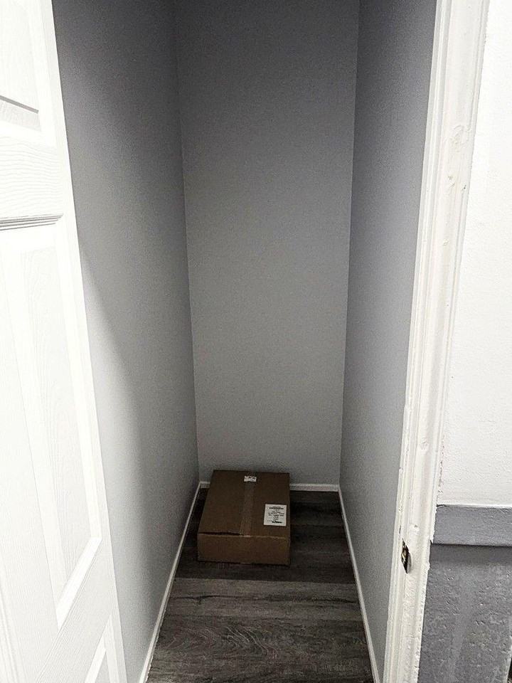 1415 W Erie St - Photo 3 of 10