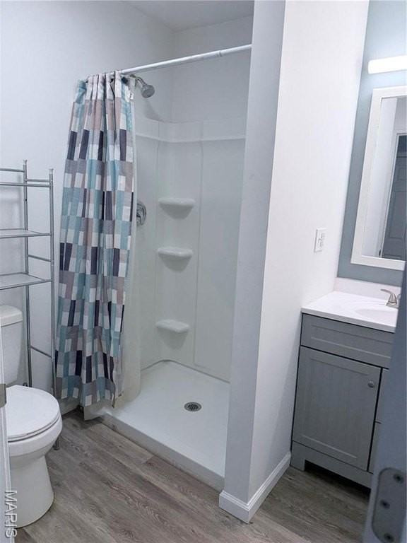 411 W 2nd St - Photo 3 of 10