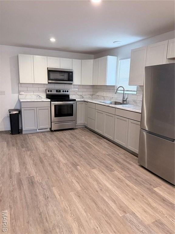 411 W 2nd St - Photo 6 of 10