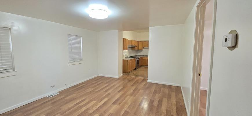 3021 S Broad St - Photo 7 of 10