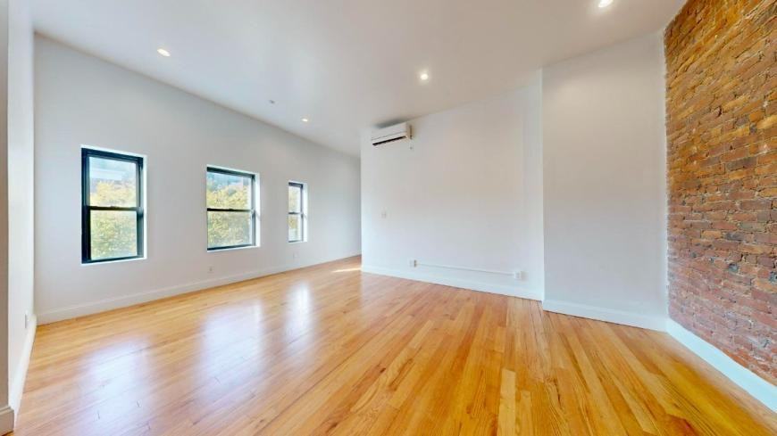 101 W 127th St - Photo 7 of 9