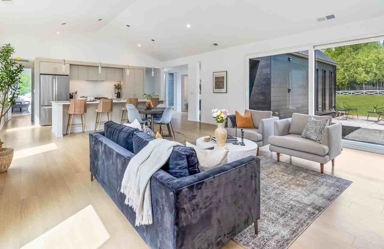 1194 Harmony Ct - Photo 4 of 25