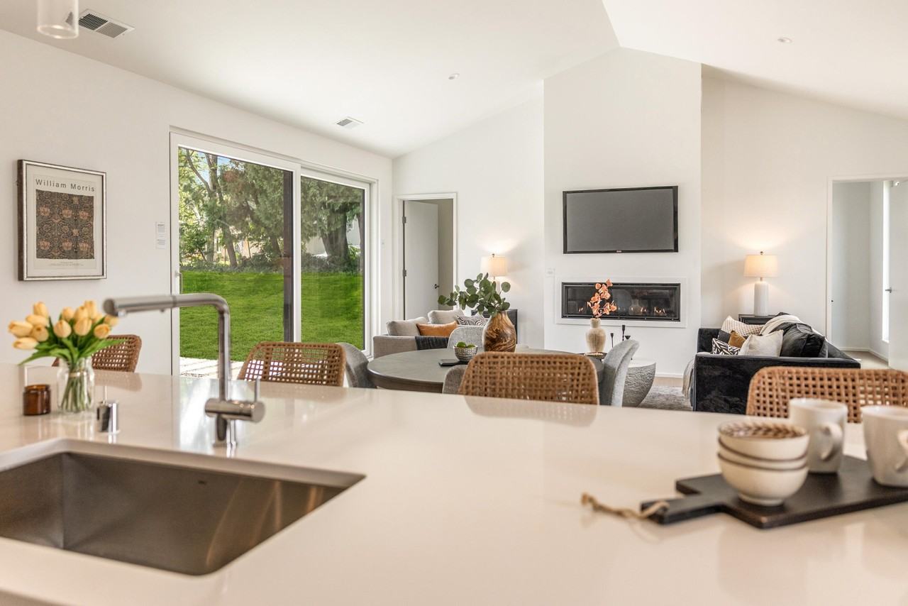 1194 Harmony Ct - Photo 7 of 25