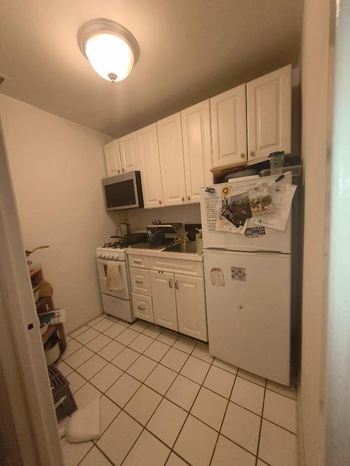 E 84th St - Photo 3 of 10