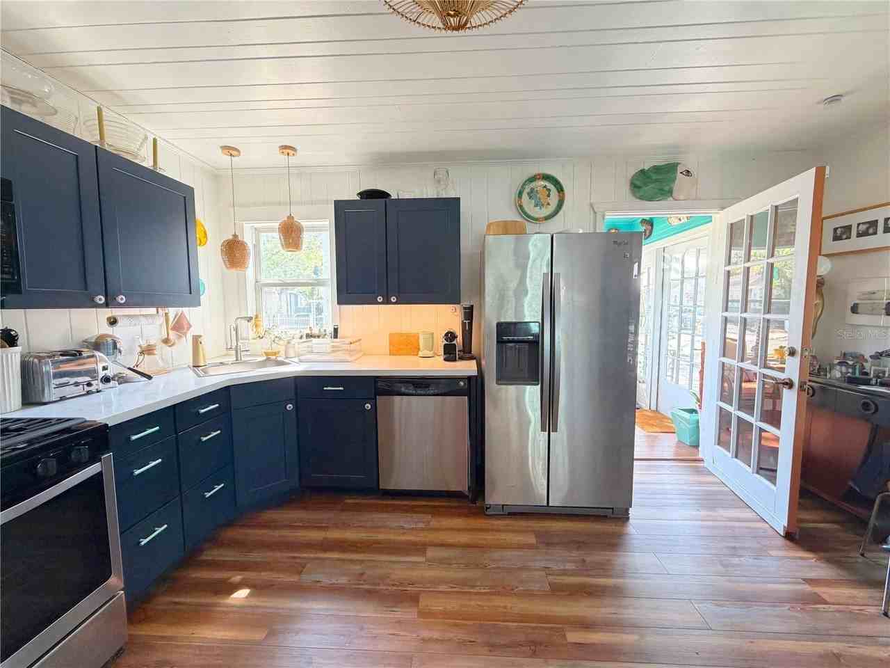 1614 Ballard Park Dr - Photo 4 of 12