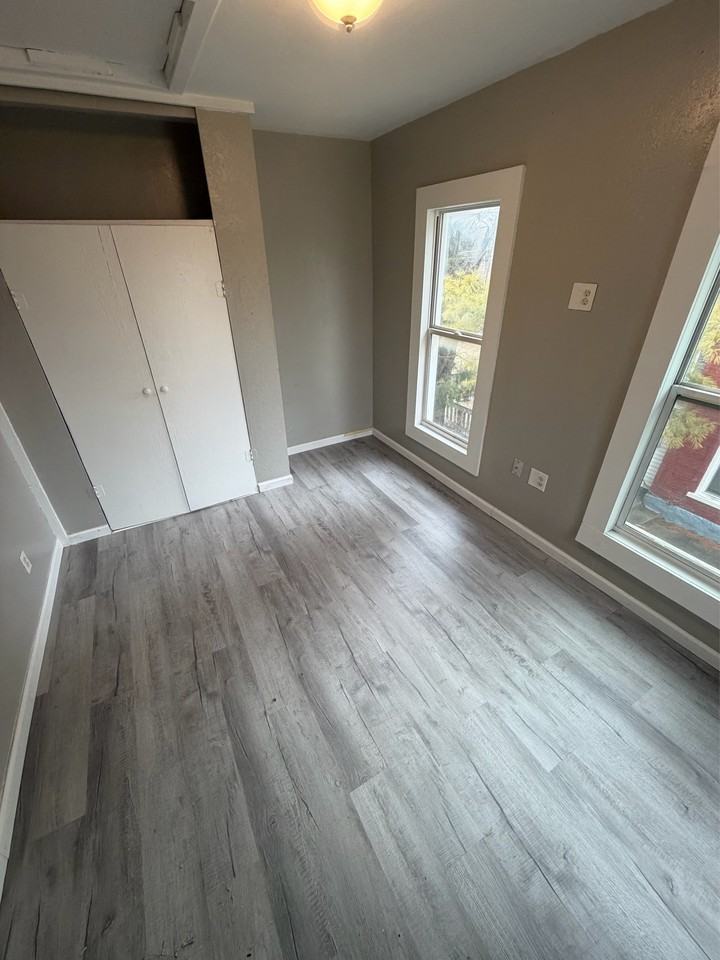 2532 S Hanna St #1 - Photo 2 of 5