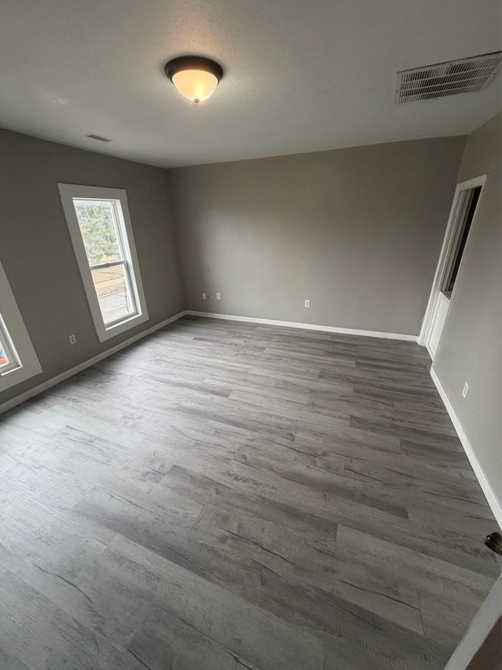 2532 S Hanna St #1 - Photo 3 of 5