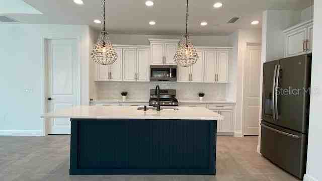 13845 Old Creek Ct - Photo 7 of 50