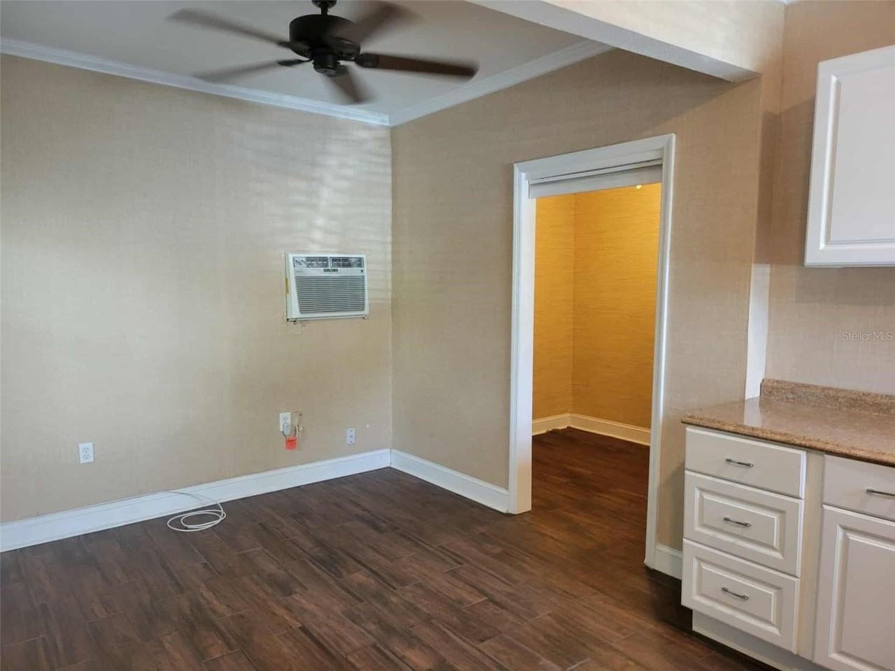 1759 Fruitville Rd - Photo 3 of 7