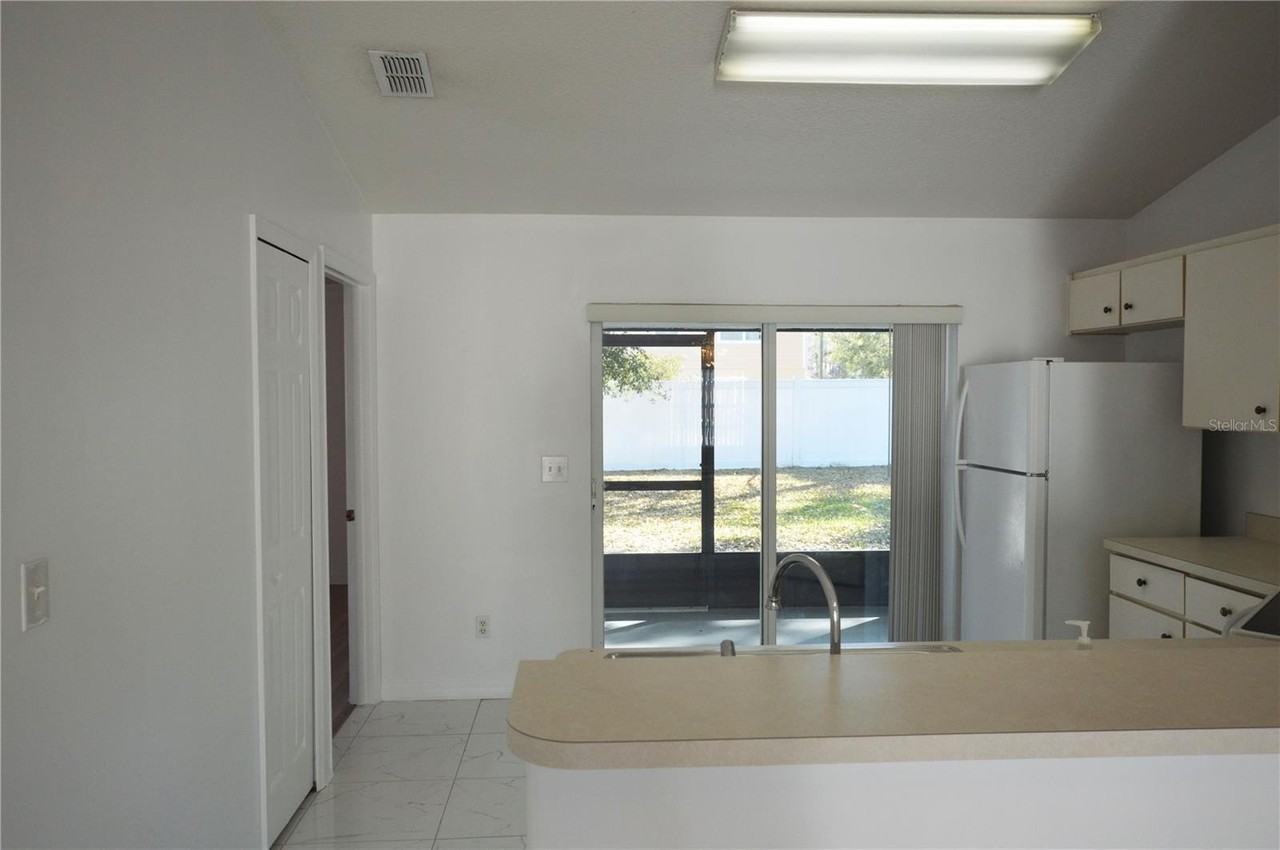 26 Bunker Ln #A - Photo 5 of 22