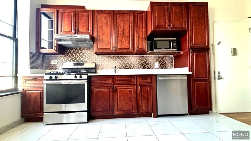 842 Bushwick Ave - Photo 3 of 9