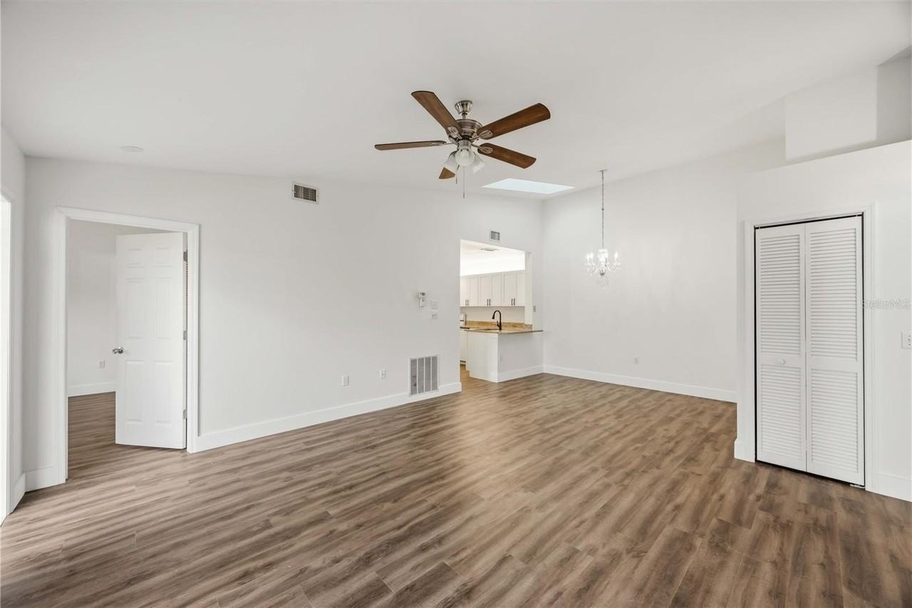 3300 Loveland Blvd #2501 - Photo 6 of 28
