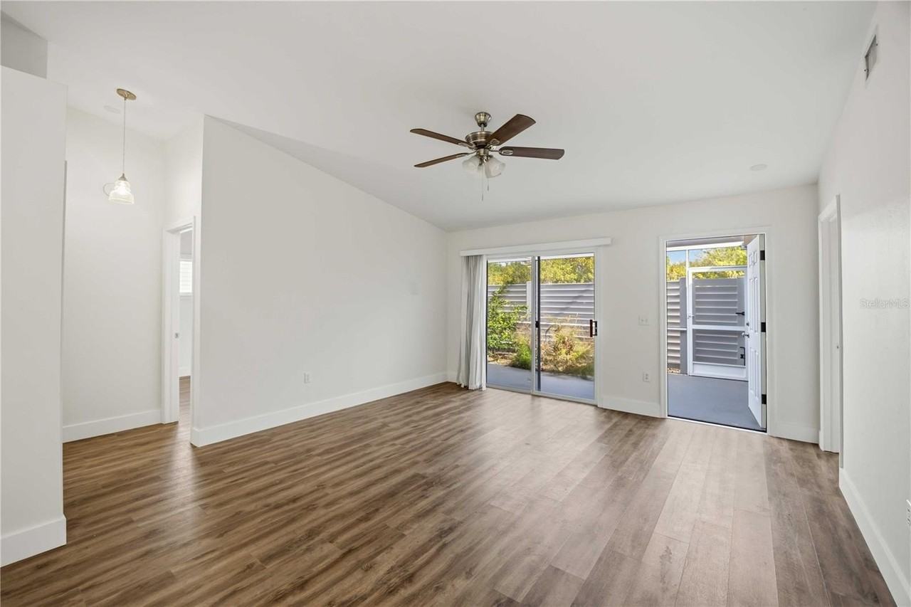 3300 Loveland Blvd #2501 - Photo 7 of 28