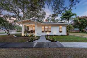 featured image of 1201 S Palmetto Ave