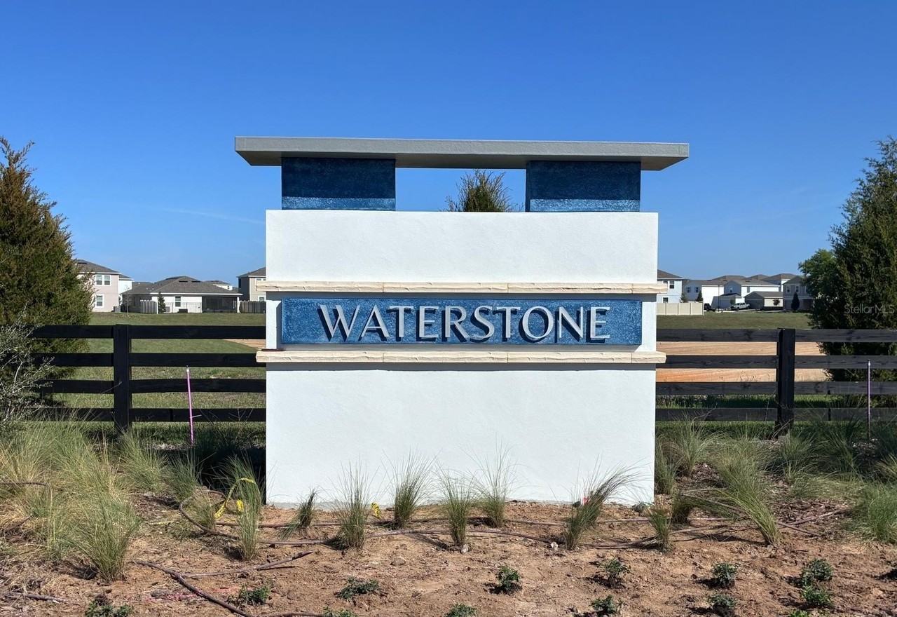 7268 Hammerstone Way - Photo 4 of 33