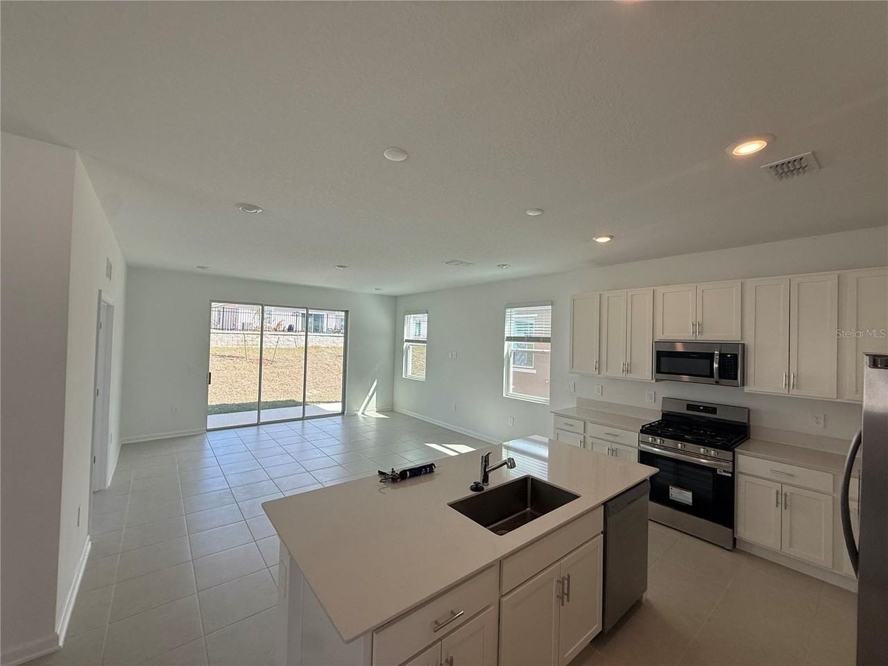 7268 Hammerstone Way - Photo 7 of 33