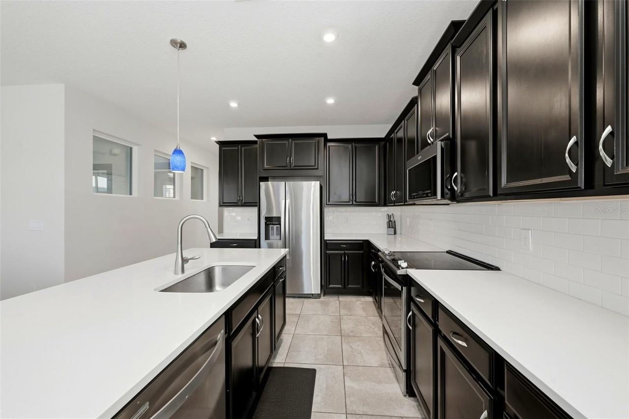 16662 Wingspread Loop - Photo 6 of 24