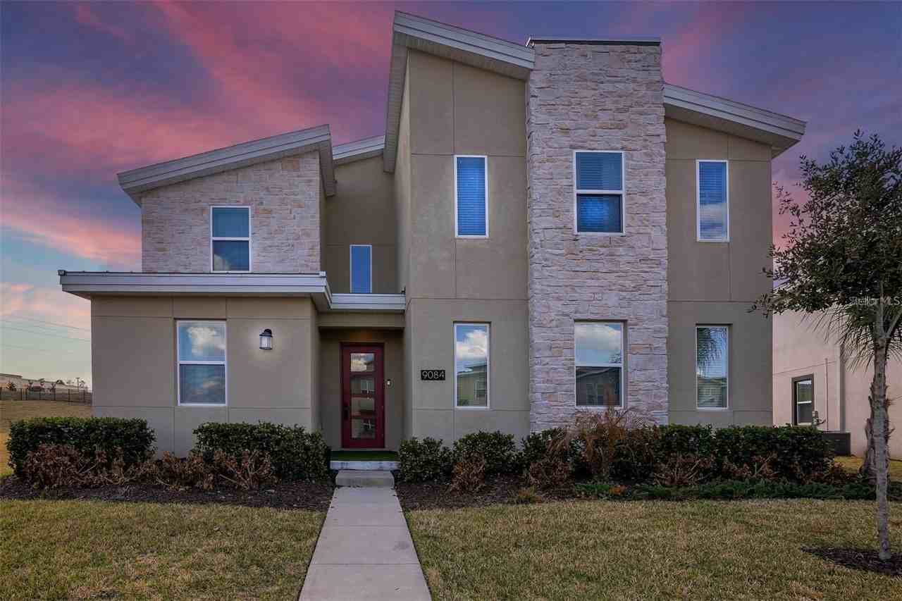 9084 Sommerset Hills Dr - Photo 2 of 50