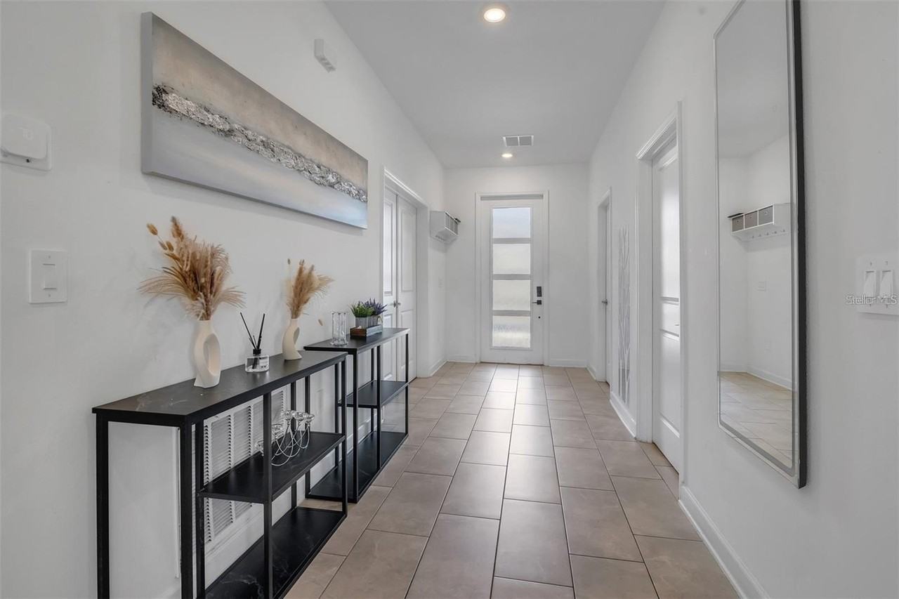 9084 Sommerset Hills Dr - Photo 7 of 50