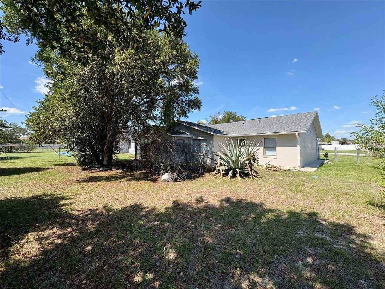 2870 Sw 143rd Place Rd - Photo 4 of 21