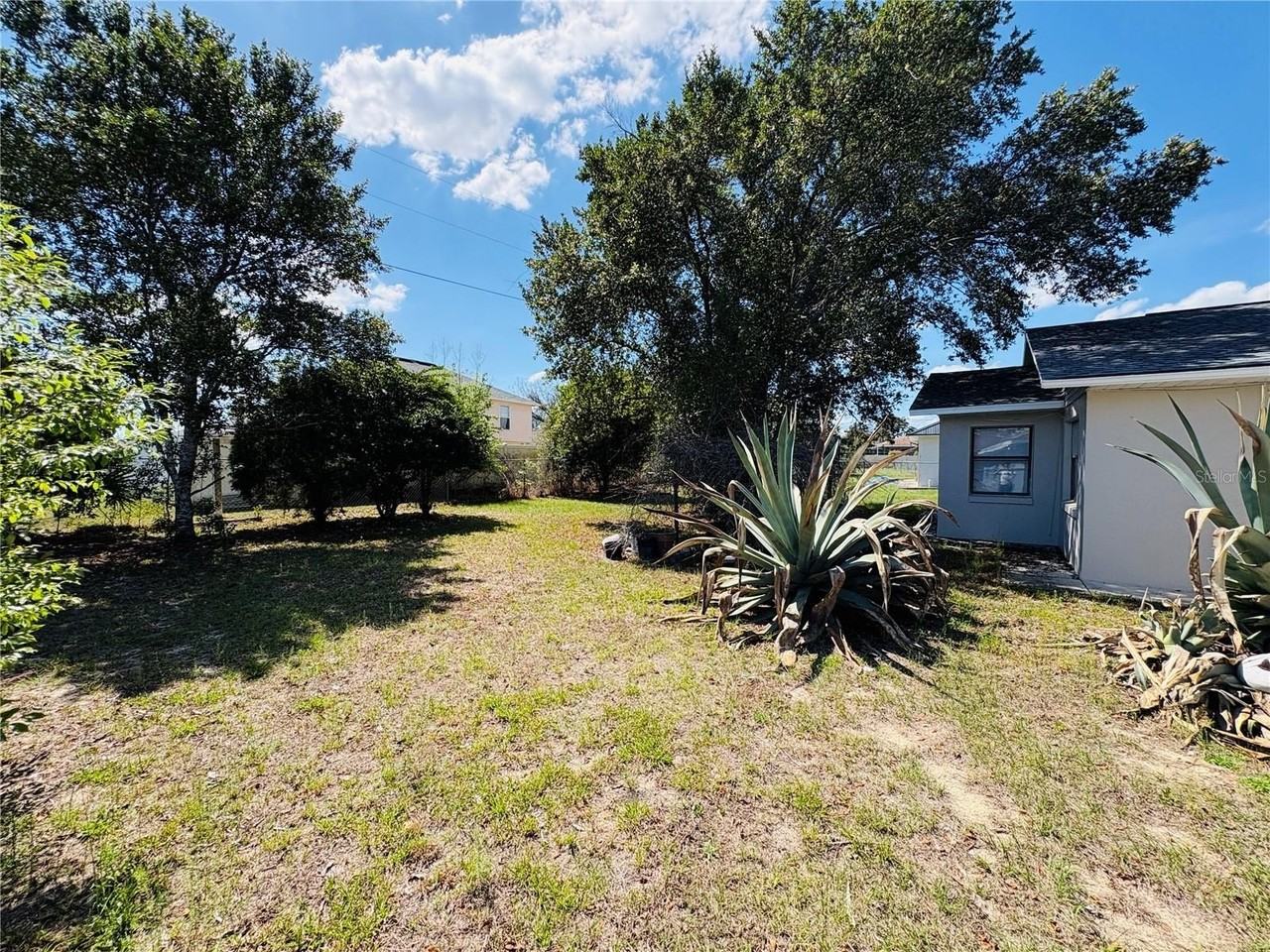 2870 Sw 143rd Place Rd - Photo 6 of 21