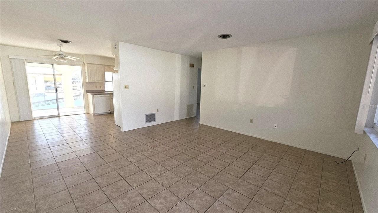 122 Boundary Blvd #A - Photo 5 of 27