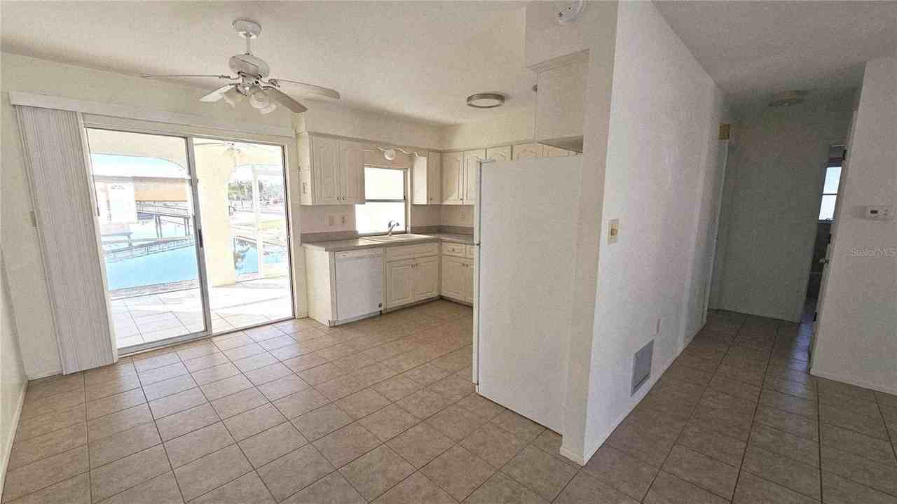 122 Boundary Blvd #A - Photo 6 of 27