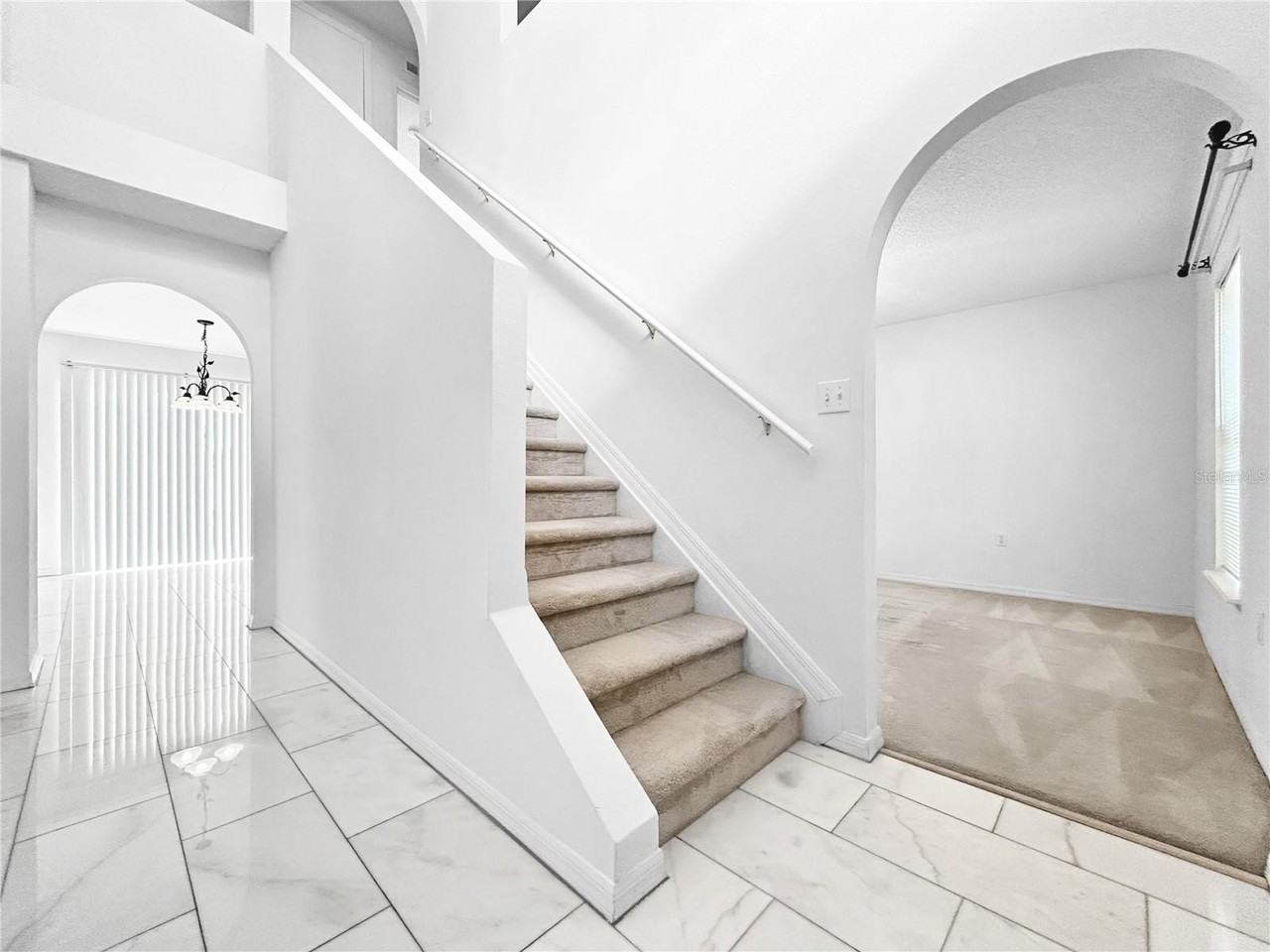 1035 Ronlin St - Photo 4 of 20