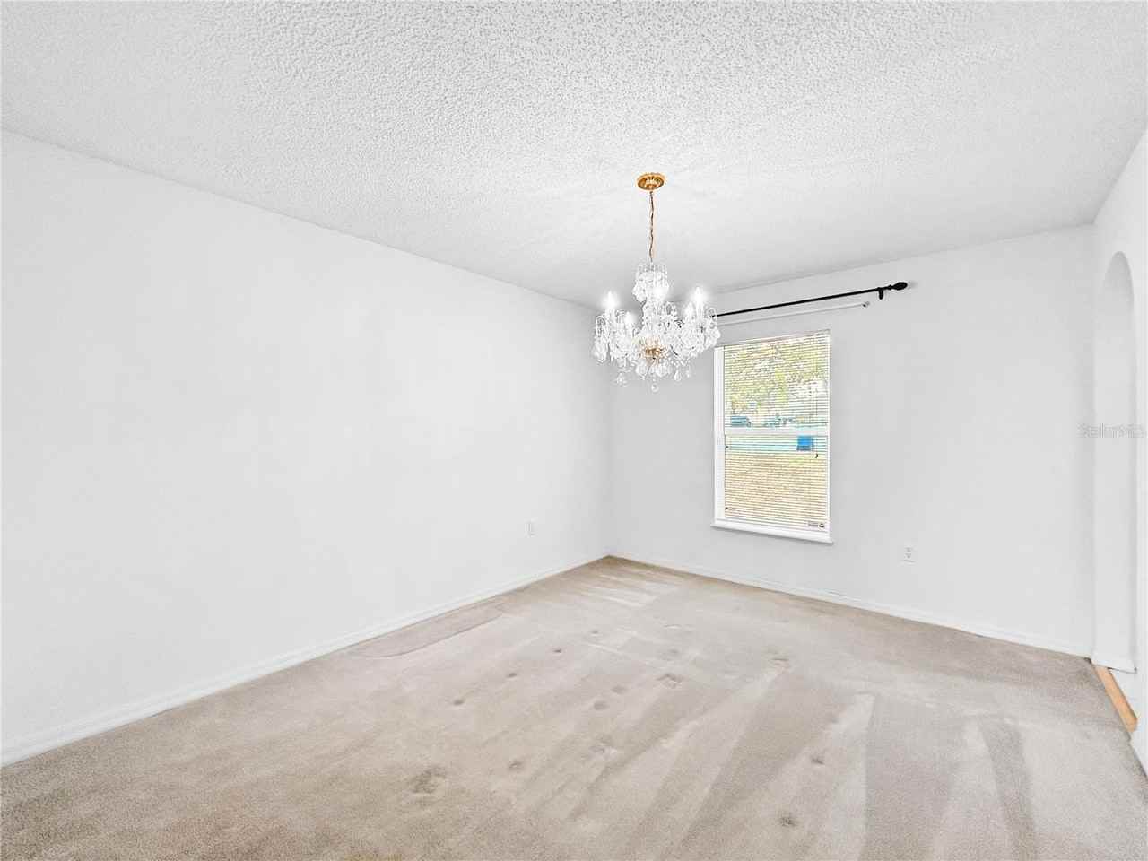 1035 Ronlin St - Photo 7 of 20