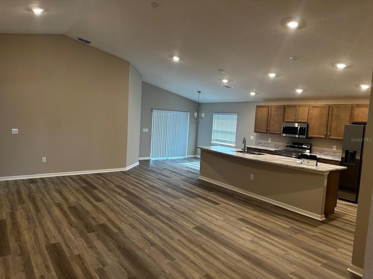 1391 Mountain Flower Ln - Photo 2 of 4