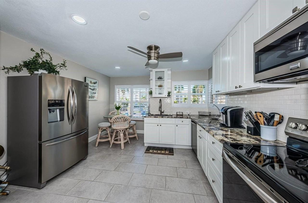 6000 Bahia Del Mar Cir #229 - Photo 5 of 19