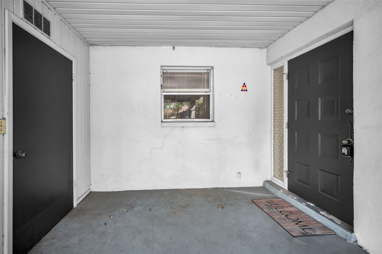 2664 Sunny Breeze Ave - Photo 6 of 33