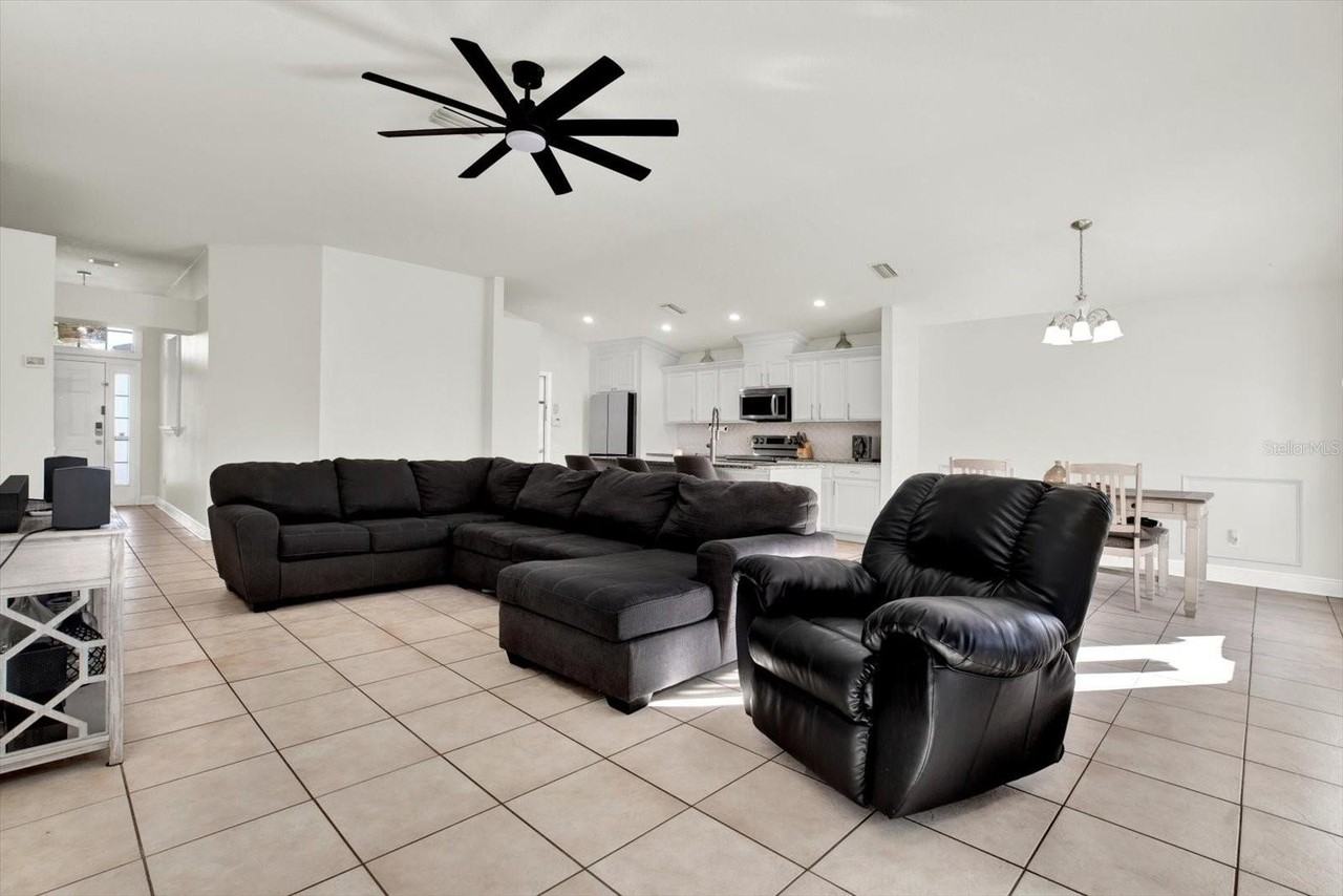 10636 Egret Haven Ln - Photo 7 of 45