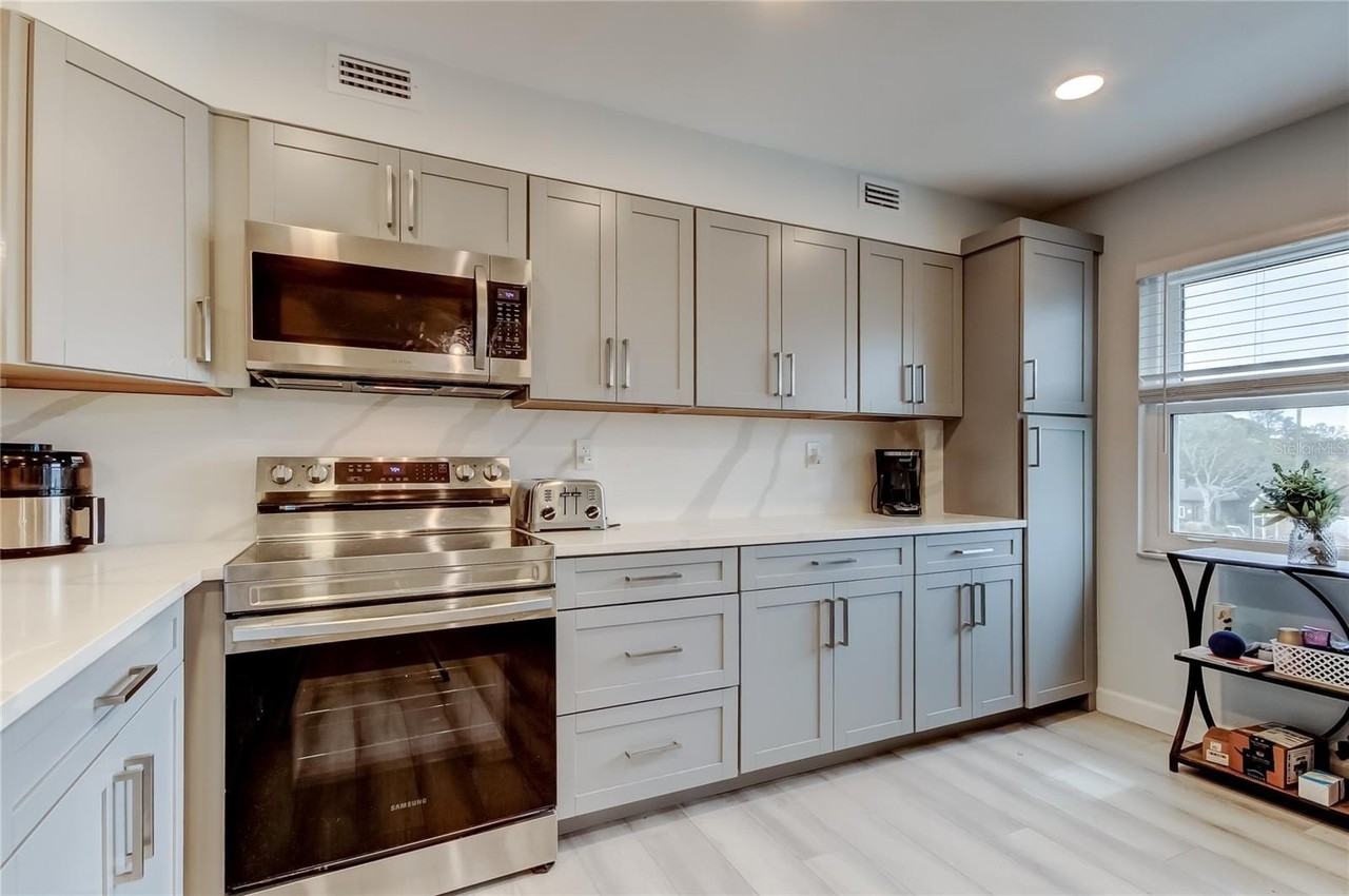 7321 Central Ave #301 - Photo 4 of 30