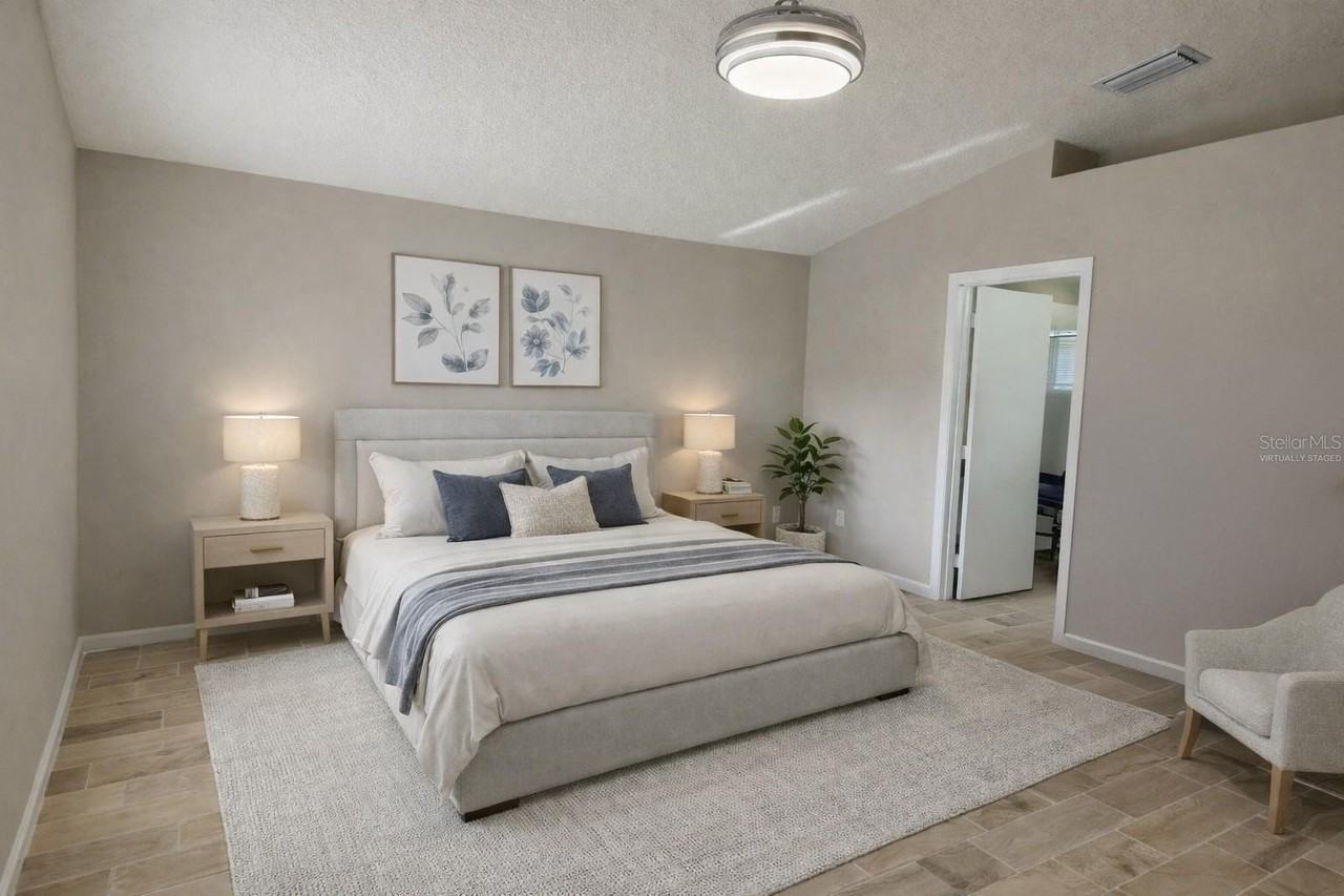 13020 Early Run Ln - Photo 4 of 28